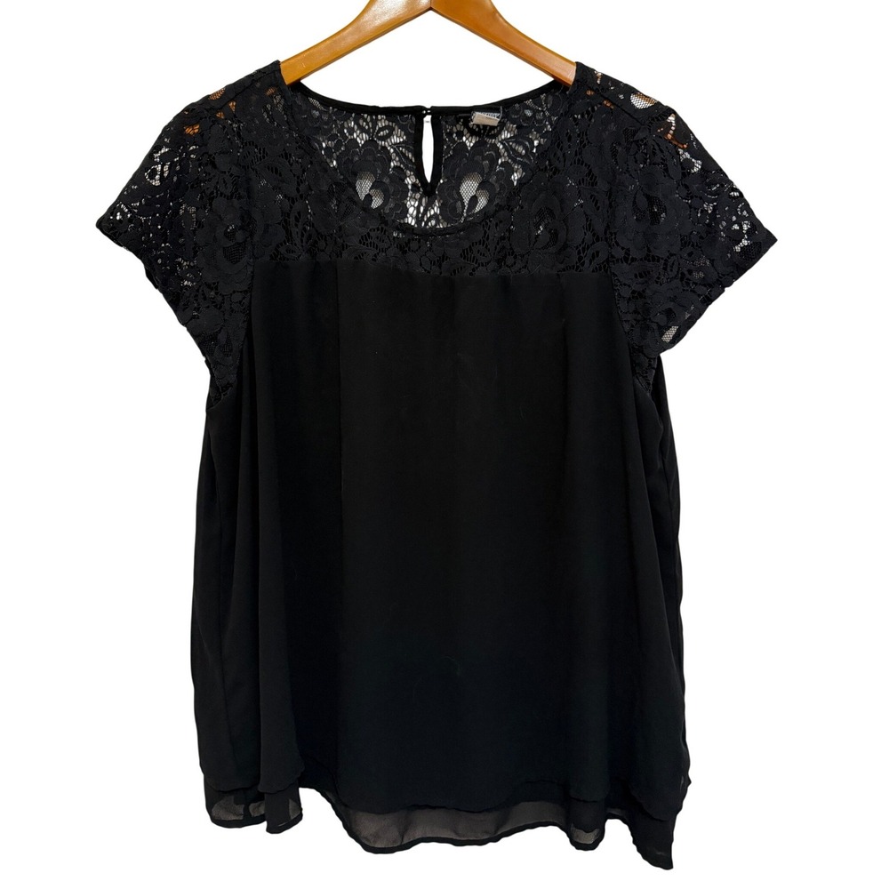 Unbranded Women Blouse 2 Black Lace Yoke Short Sleeve Layered Hem Goth Romantic